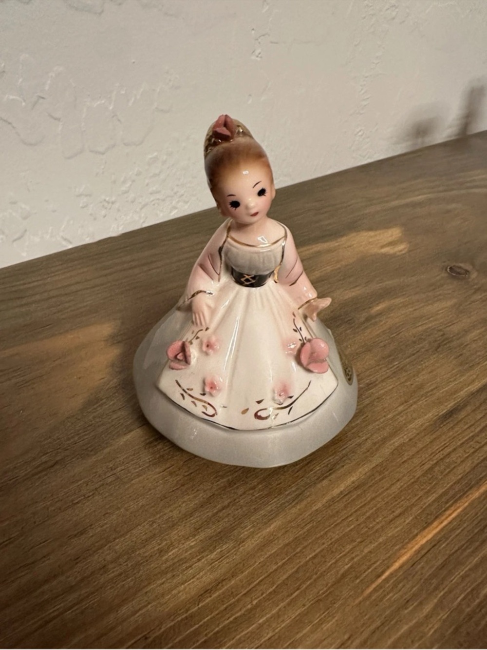 RARE Josef originals Figure Greece Greek Girl  International Series